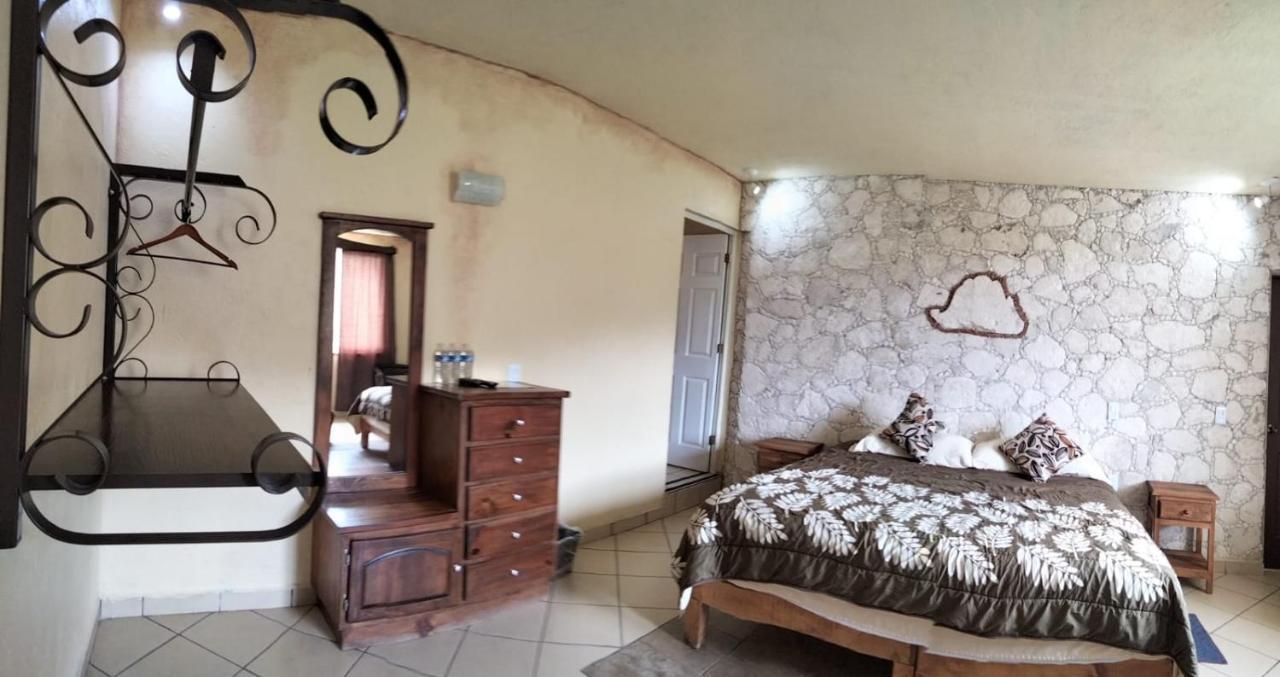 Hotel Casa Del Arbol Bernal Ngoại thất bức ảnh